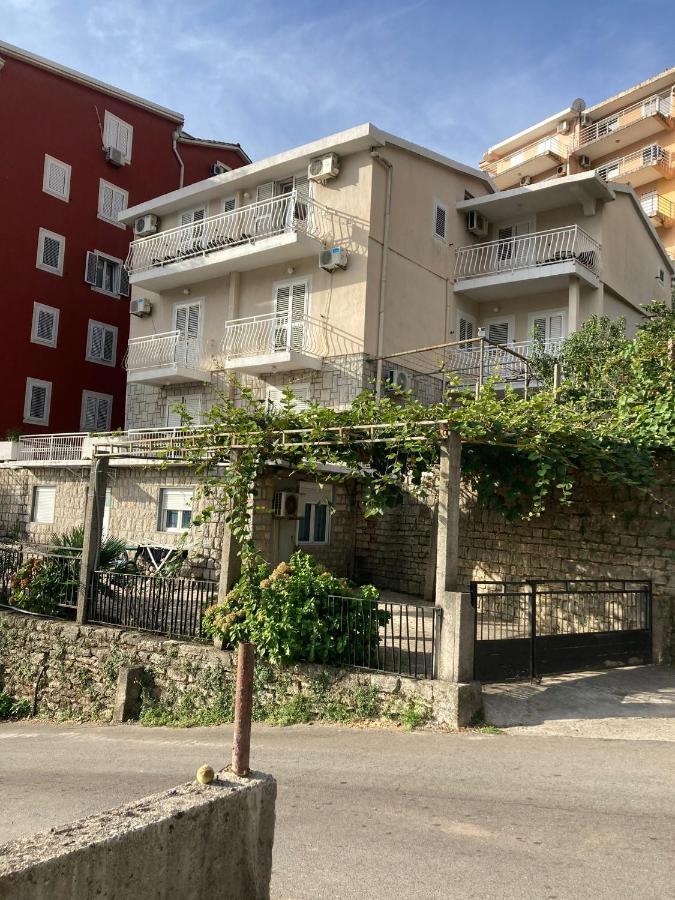 Guest House Garden Budva Exteriör bild