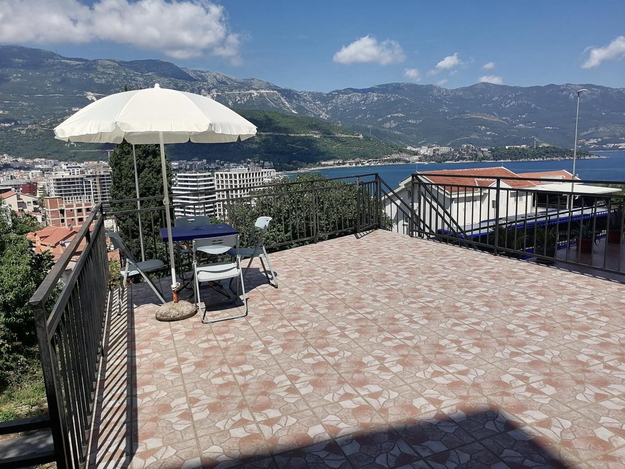 Guest House Garden Budva Exteriör bild